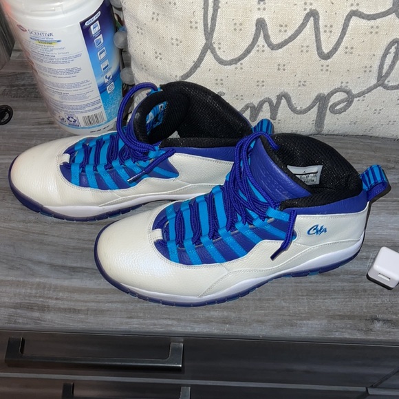 Retro Jordan 10 Charlotte - Picture 4 of 5